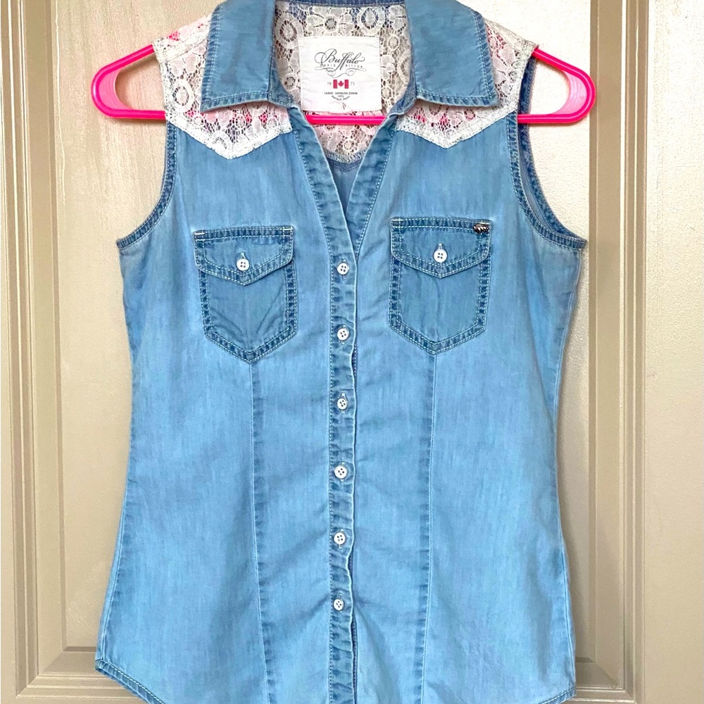 Buffalo Jeans David Bitton Denimn and Lace Button Down Shirt.  Size S/P. EUC
